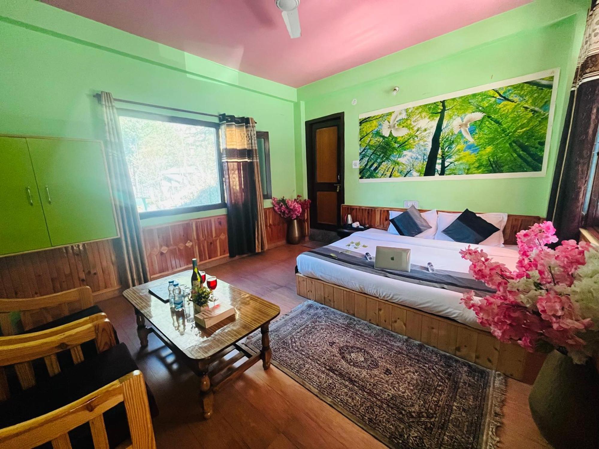 Hotel Dream Valley Kasol #Near Mall Road #River View #Parking #Gaming Zone #Open Terrace #Restaurant Exterior foto