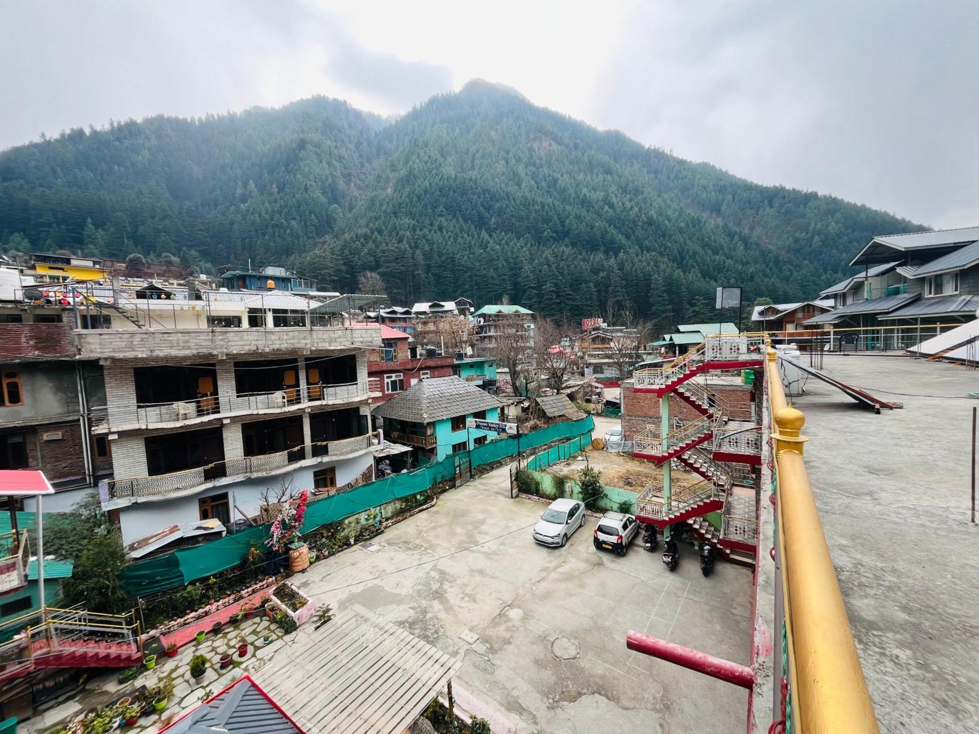Hotel Dream Valley Kasol #Near Mall Road #River View #Parking #Gaming Zone #Open Terrace #Restaurant Exterior foto