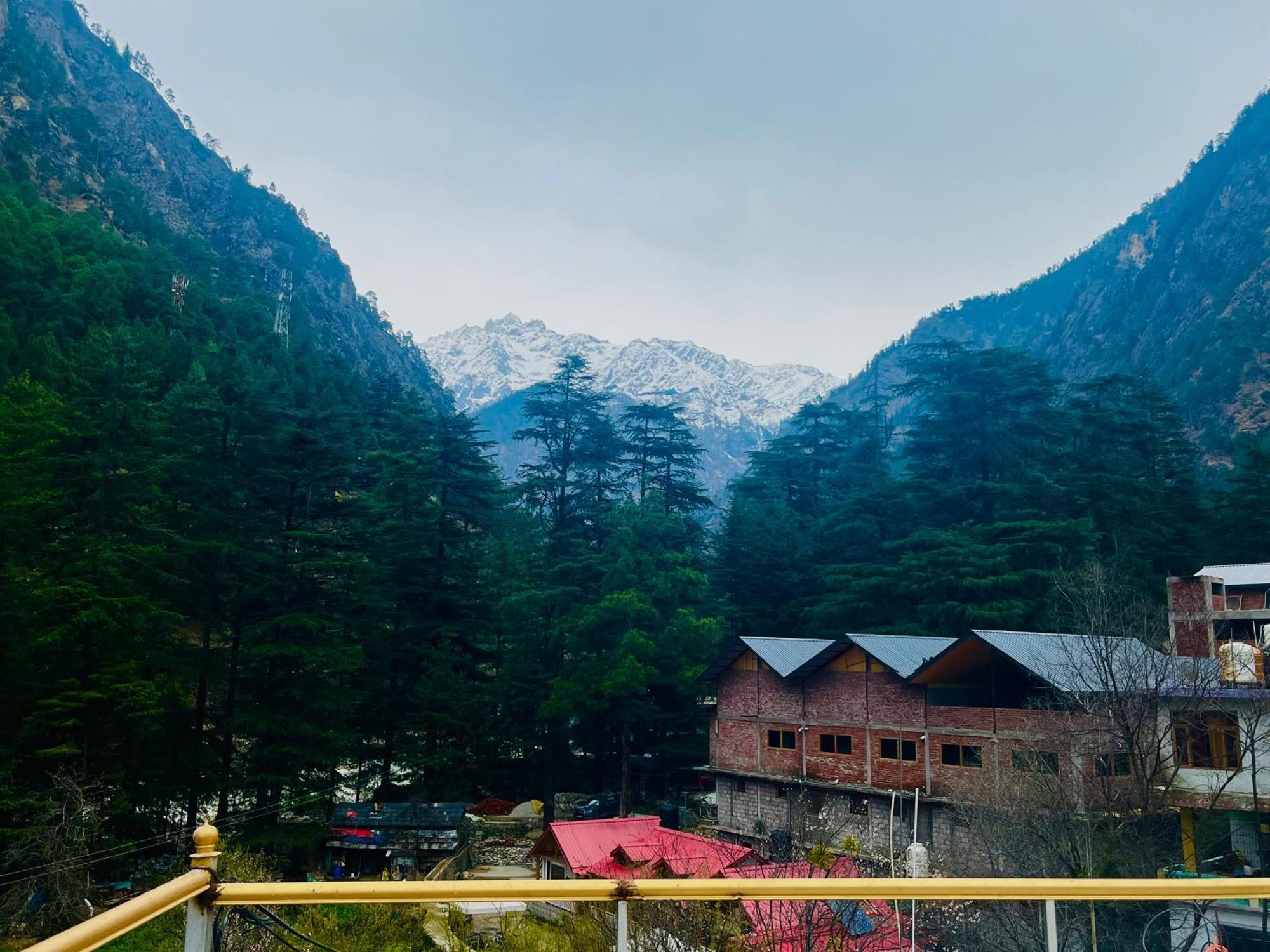 Hotel Dream Valley Kasol #Near Mall Road #River View #Parking #Gaming Zone #Open Terrace #Restaurant Exterior foto