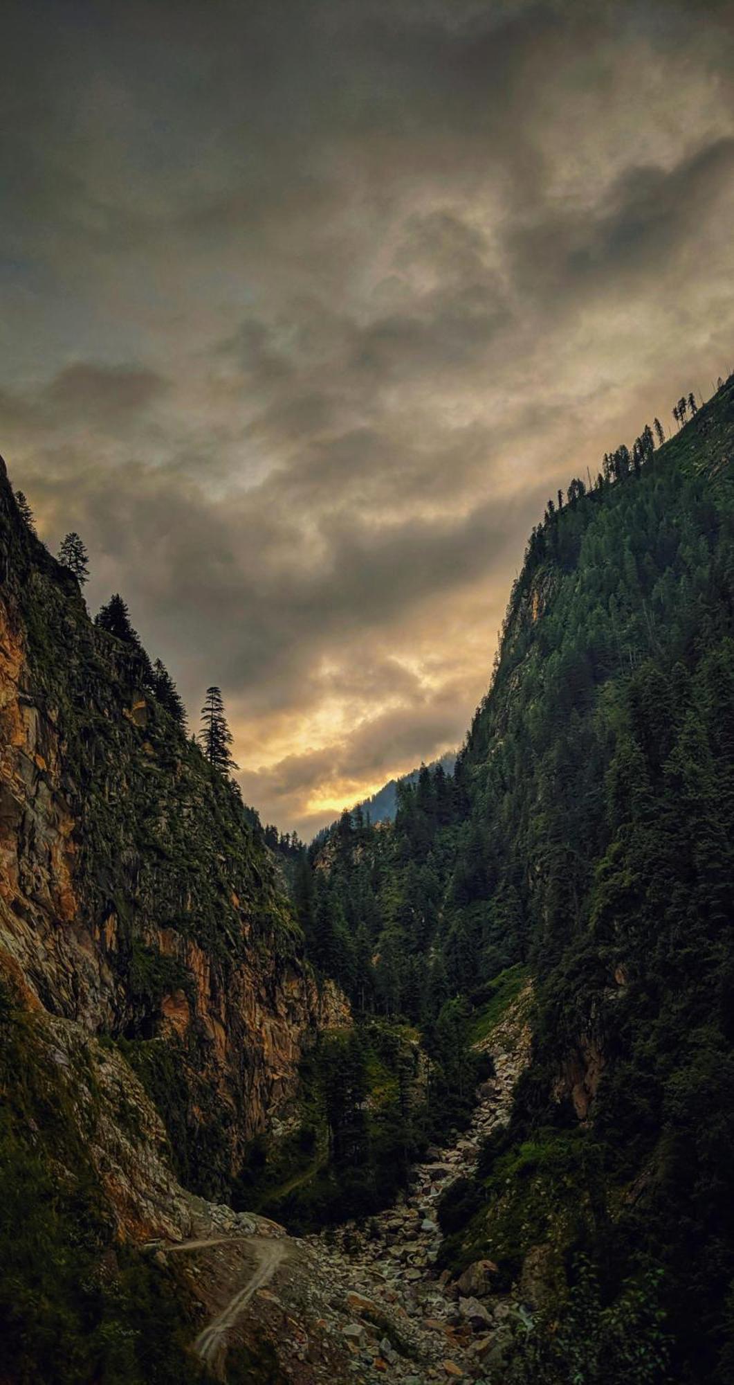 Hotel Dream Valley Kasol #Near Mall Road #River View #Parking #Gaming Zone #Open Terrace #Restaurant Exterior foto