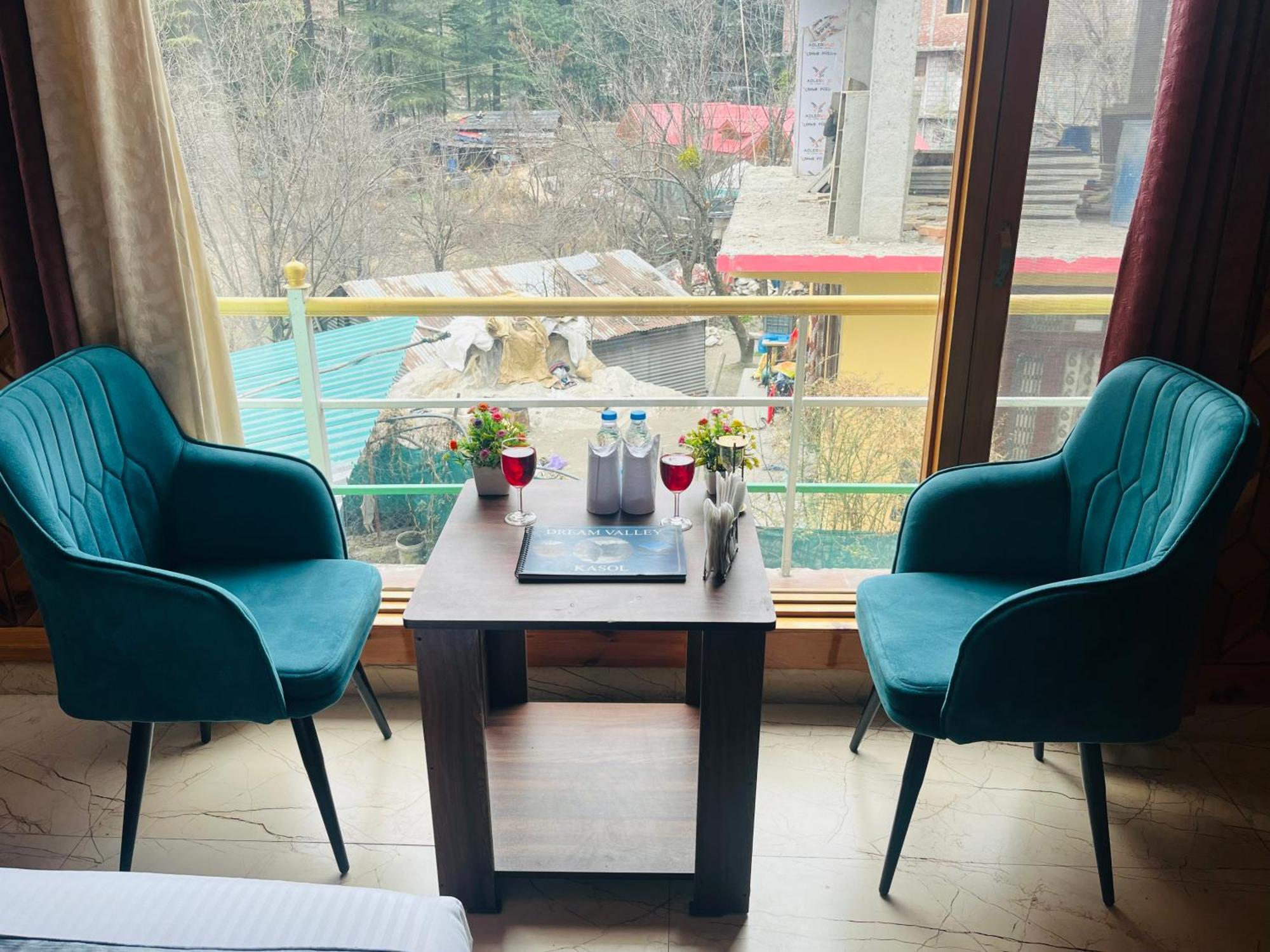 Hotel Dream Valley Kasol #Near Mall Road #River View #Parking #Gaming Zone #Open Terrace #Restaurant Exterior foto