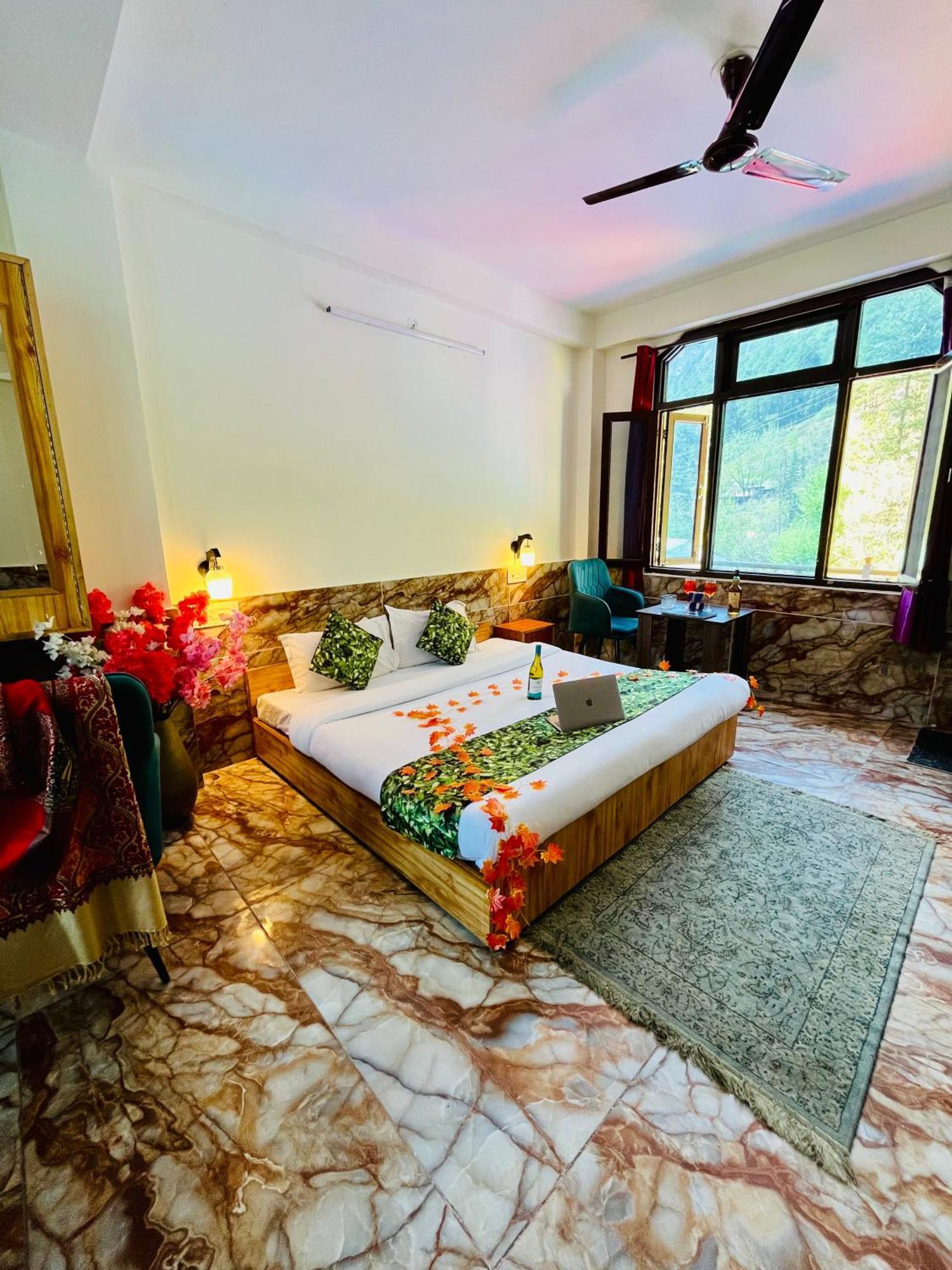 Hotel Dream Valley Kasol #Near Mall Road #River View #Parking #Gaming Zone #Open Terrace #Restaurant Exterior foto
