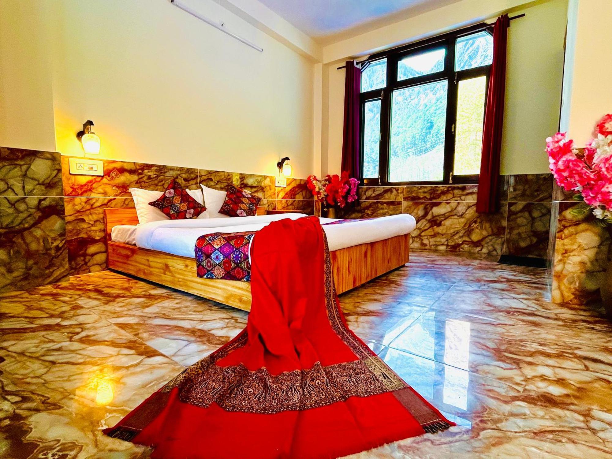 Hotel Dream Valley Kasol #Near Mall Road #River View #Parking #Gaming Zone #Open Terrace #Restaurant Exterior foto